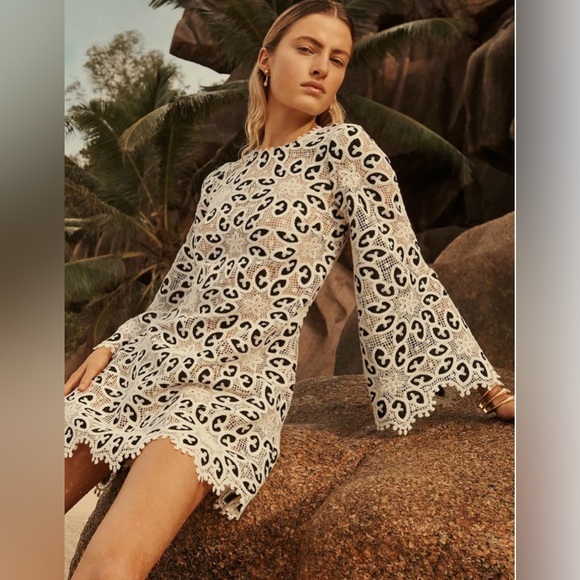 Zimmermann Dresses & Skirts - ZIMMERMANN Ottie cotton-bend bell sleeve mini dress. Size 3/M